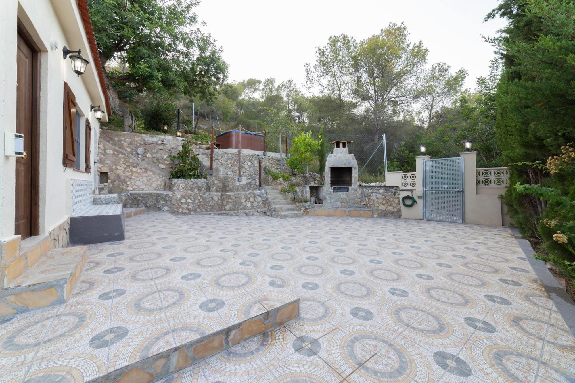 Silom House Villa Sant Pere De Ribes Exterior photo