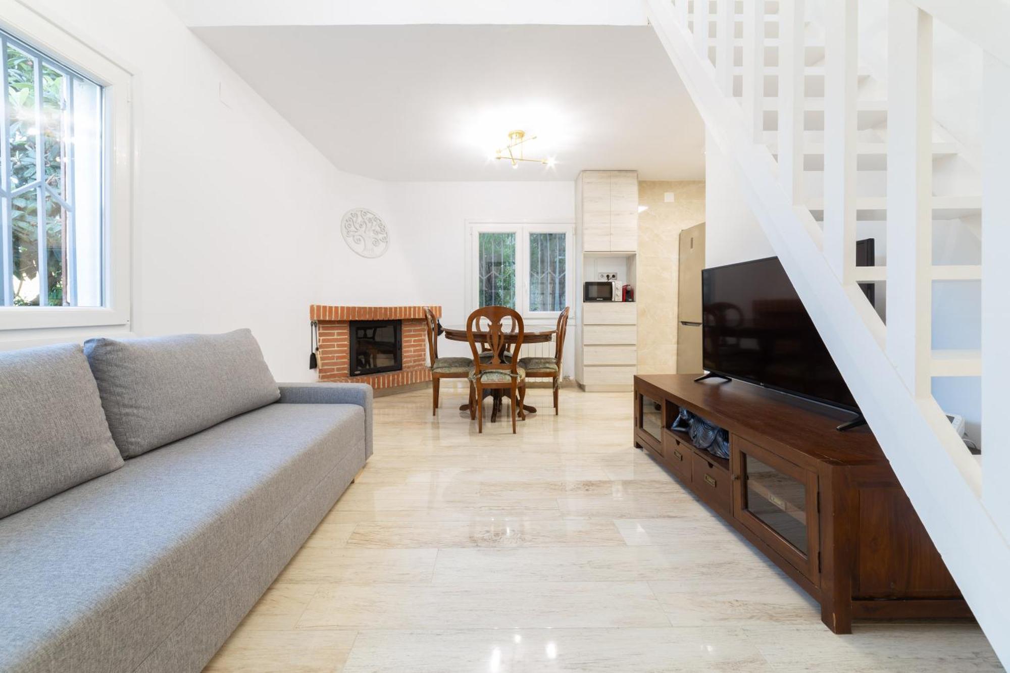 Silom House Villa Sant Pere De Ribes Exterior photo